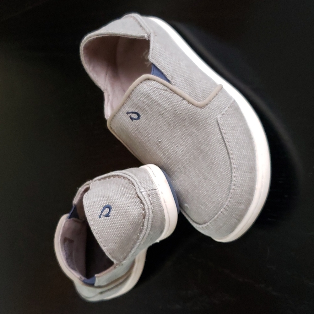 OluKai Canvas Slip-on Sneaker Shoe Gray Size 1